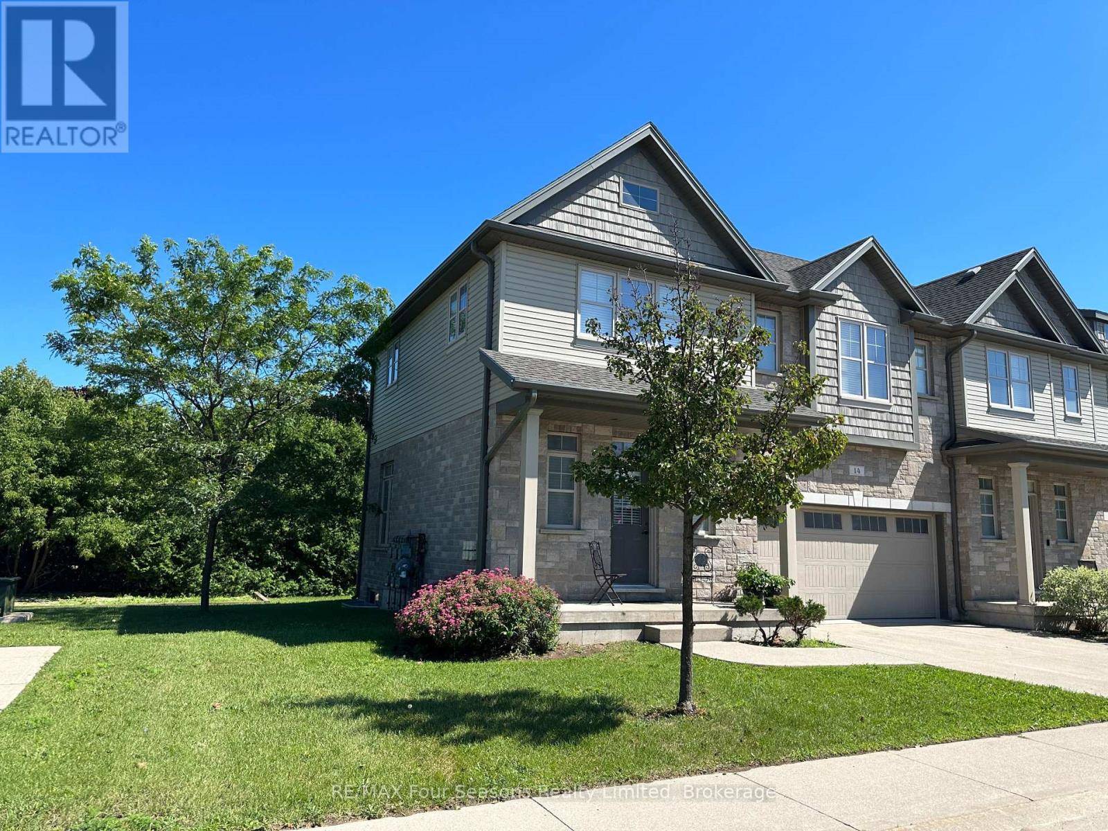 Saugeen Shores, ON N0H2C4,935 Goderich ST #14