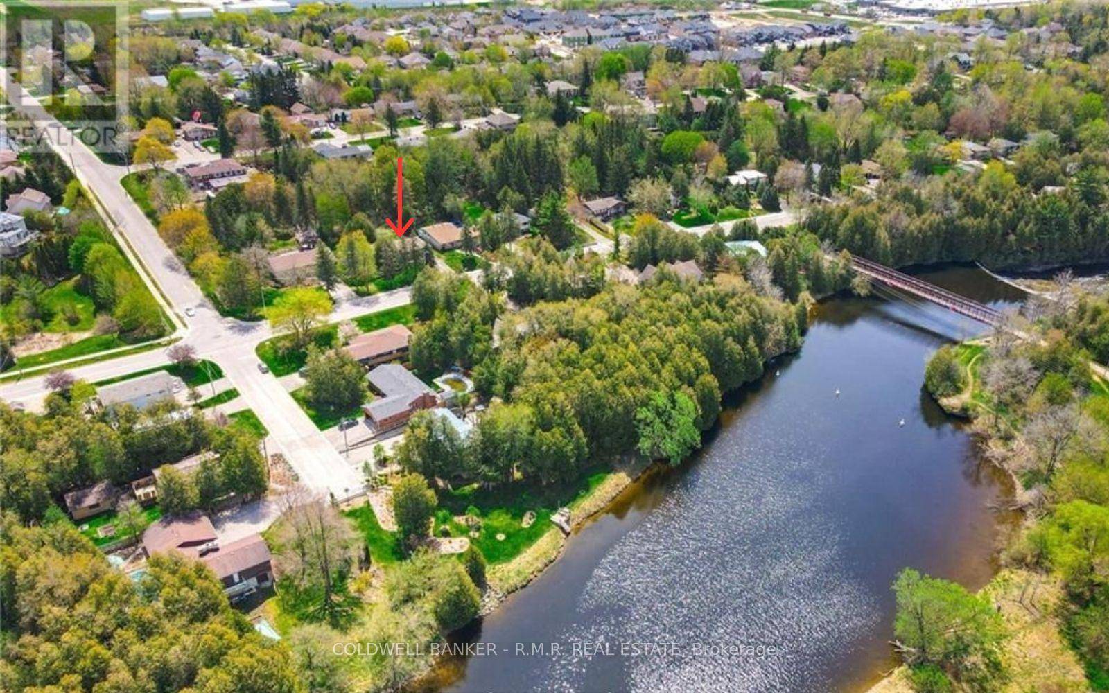 Centre Wellington (elora/salem), ON N0B1S0,101 WATER STREET E