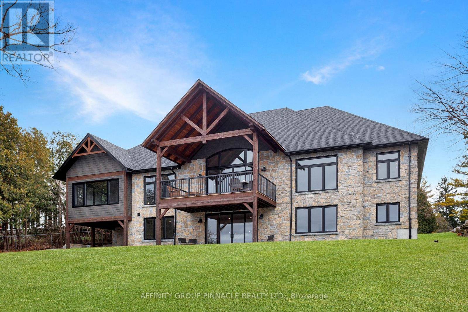 Kawartha Lakes (fenelon), ON K9V4R6,383 SNUG HARBOUR ROAD