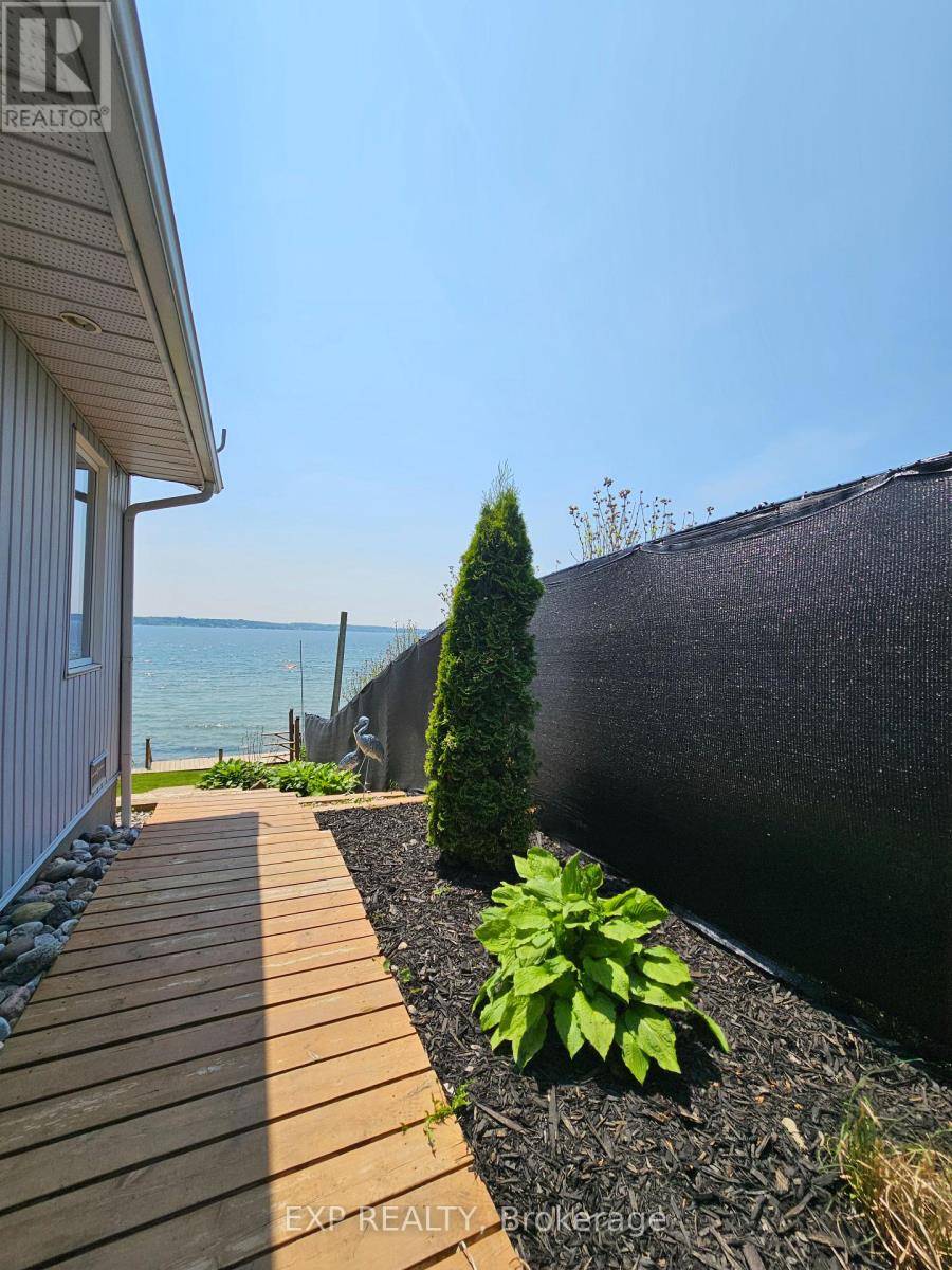 Augusta, ON K0E1T0,1529 MYERS POINT