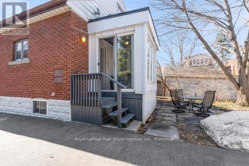 Hamilton (westdale), ON L8S1N7,100 ARKELL STREET
