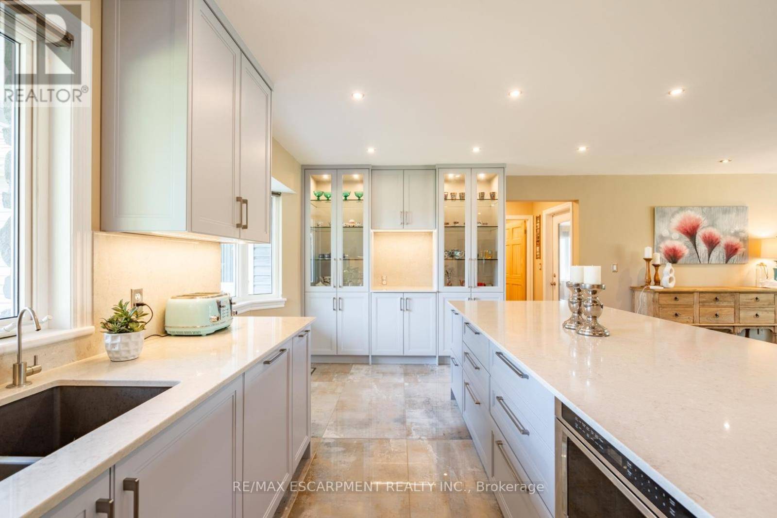 Hamilton (greensville), ON L9H5J1,399 OLD BROCK ROAD