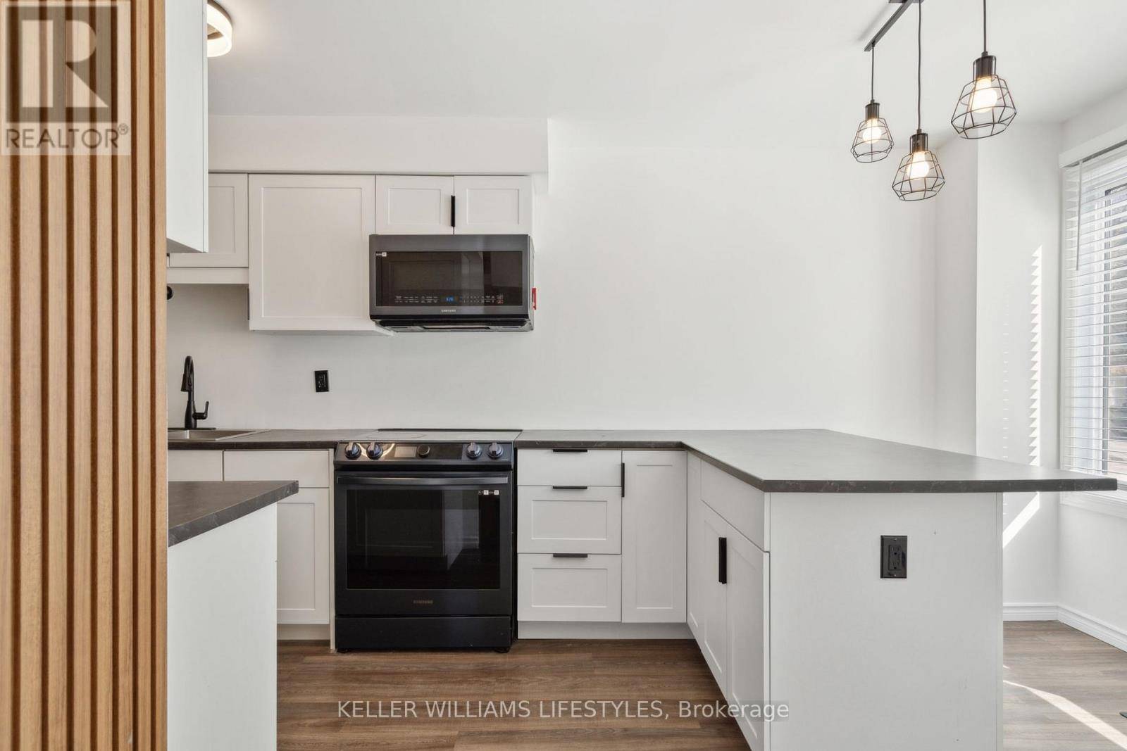 London South (south X), ON N6E3N9,308 Conway DR #2
