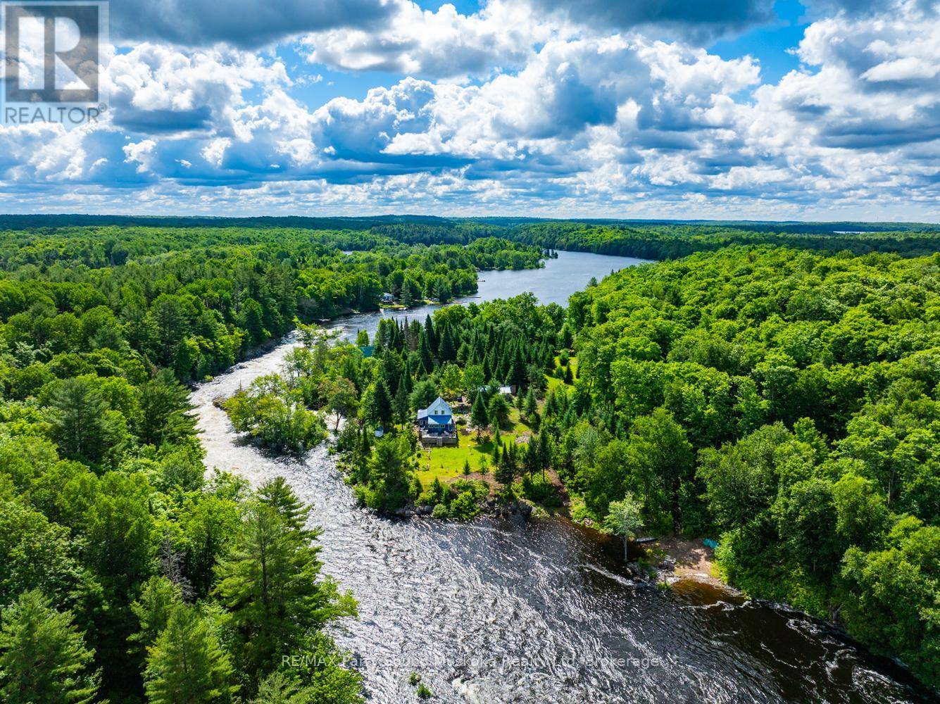 Magnetawan (ahmic Harbour), ON P0A1P0,16C MAGNET ROAD