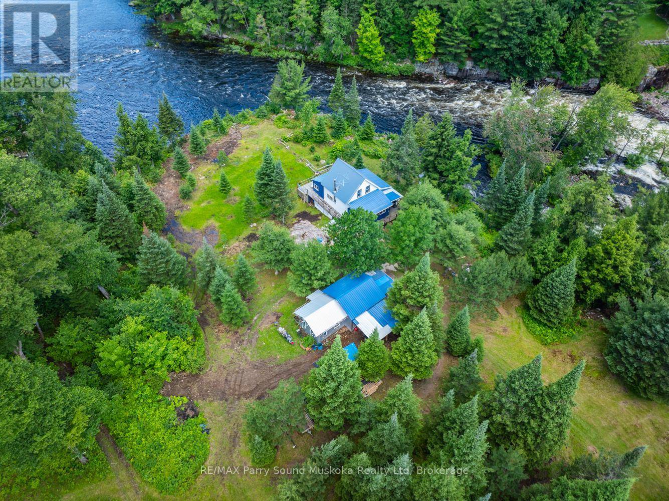 Magnetawan (ahmic Harbour), ON P0A1P0,16C MAGNET ROAD