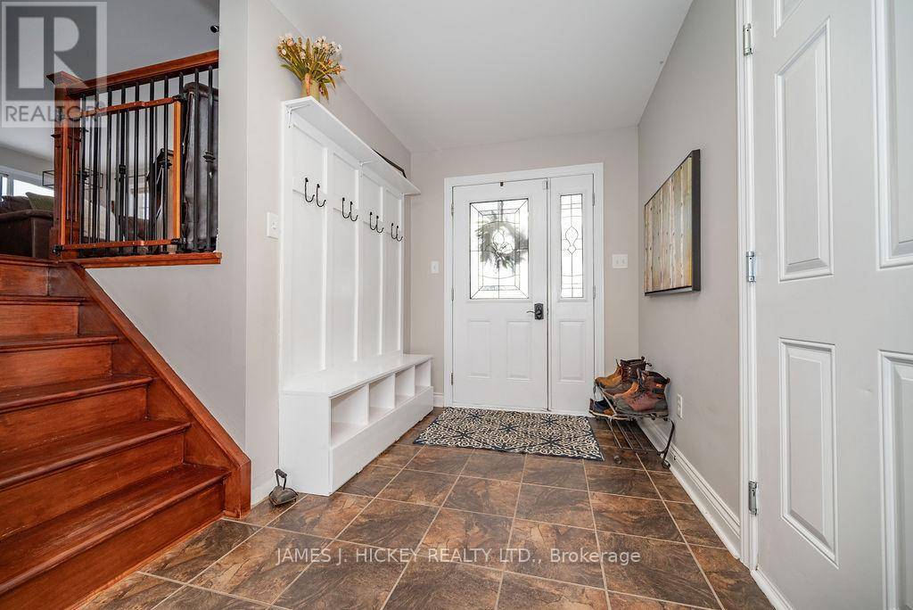 Deep River, ON K0J1P0,1010 BEATTY CRESCENT