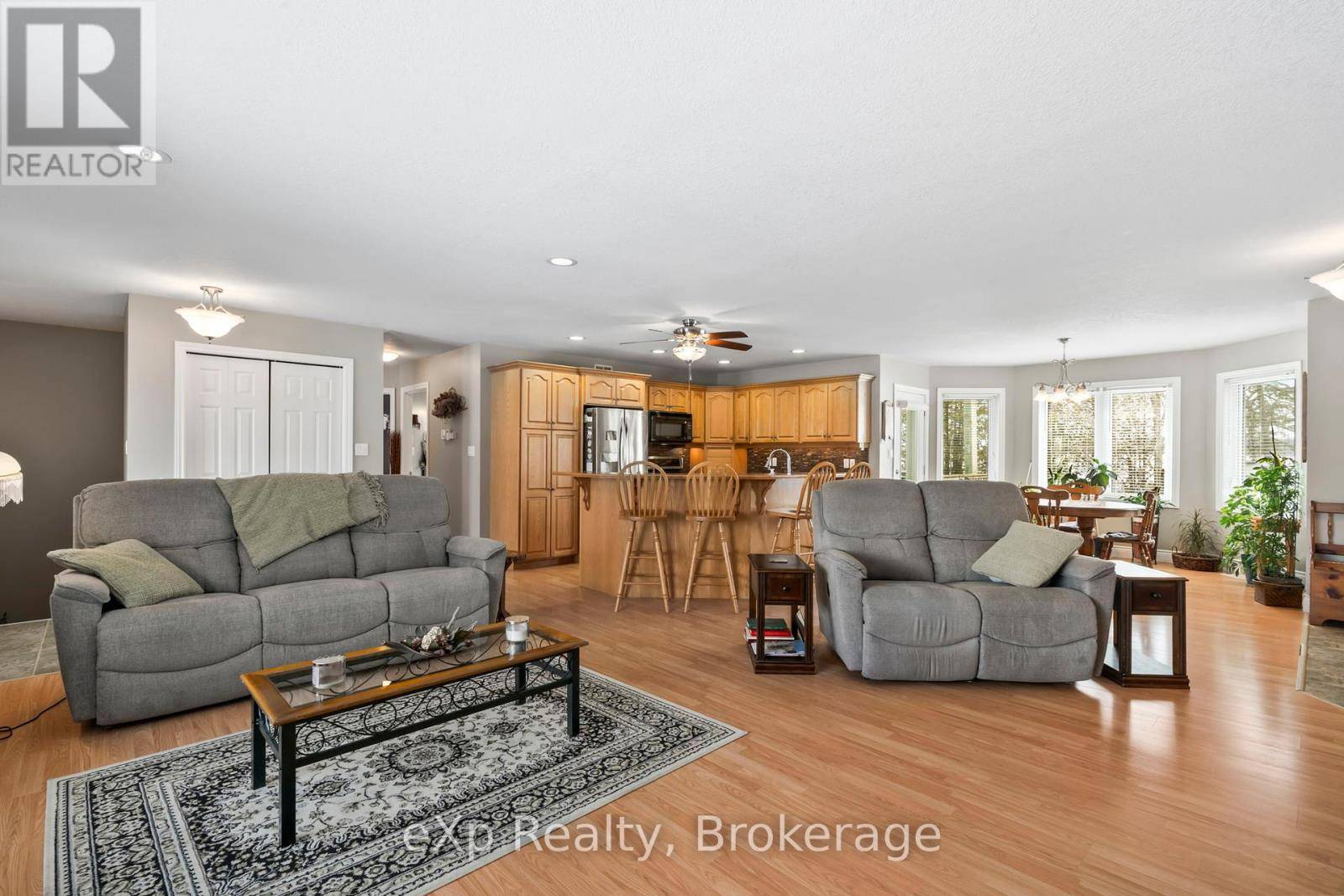 Brockton, ON N0G1J0,7 BRUCE ROAD 15 ROAD
