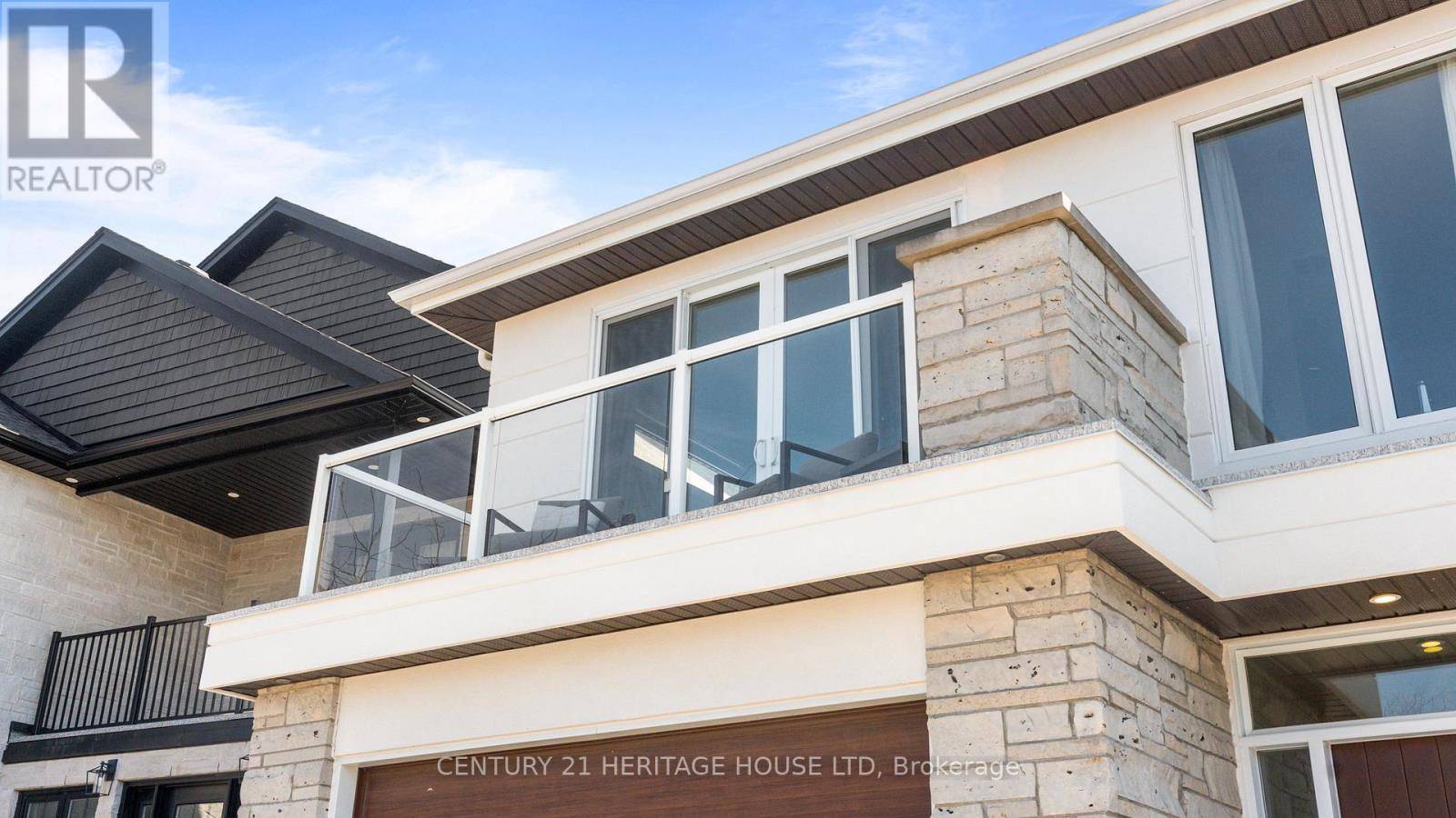 Haldimand, ON N0A1N8,80 New Lakeshore RD #21