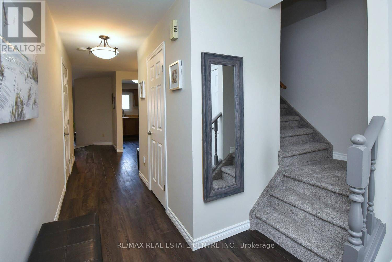 Hamilton (stoney Creek Mountain), ON L8J2B3,56 MUSCOT DRIVE