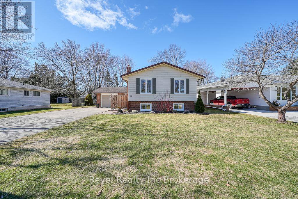 Chatham-kent (ridgetown), ON N0P2C0,10 JULIANA STREET