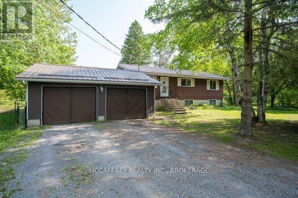 Loyalist (lennox And Addington - South), ON K0K3N0,2141 COUNTY RD 6