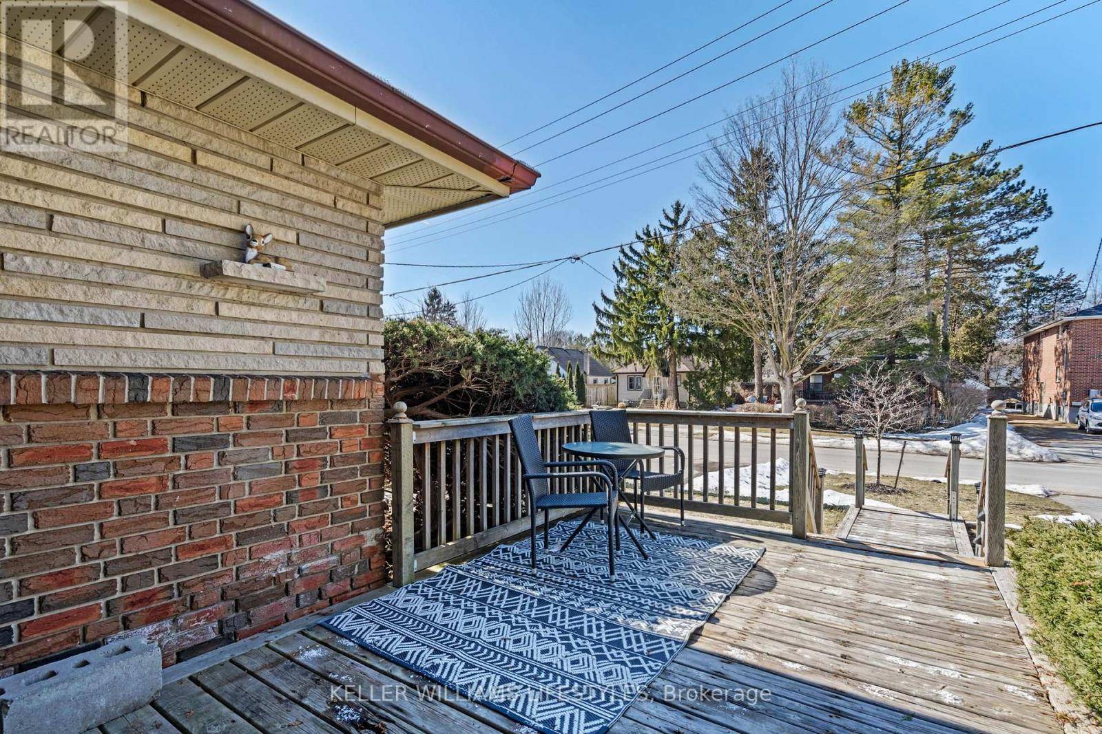London North (north N), ON N6H2J3,67 BRITANNIA AVENUE