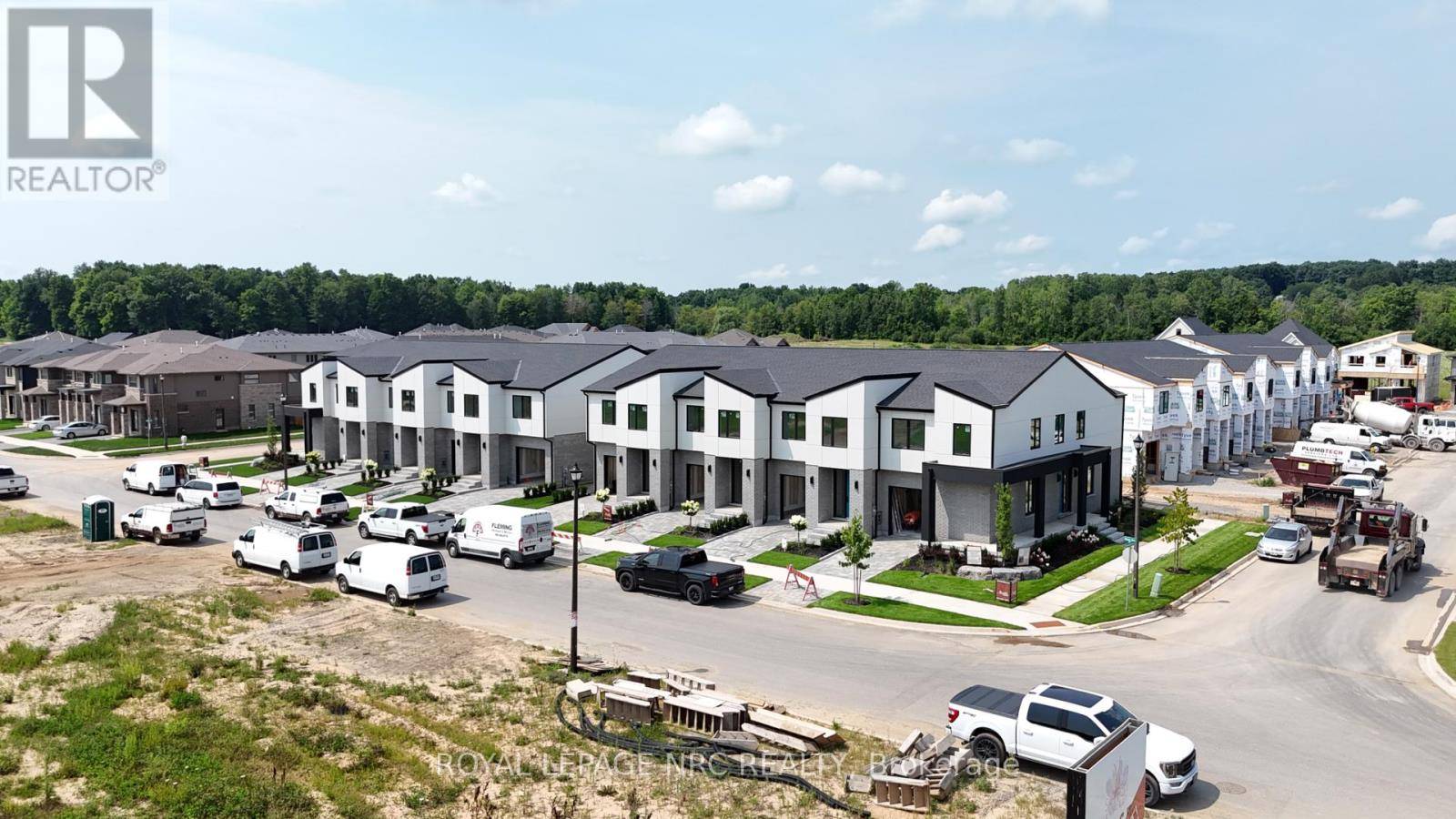 Pelham (fonthill), ON L0S1E6,2 ARSENAULT CRESCENT