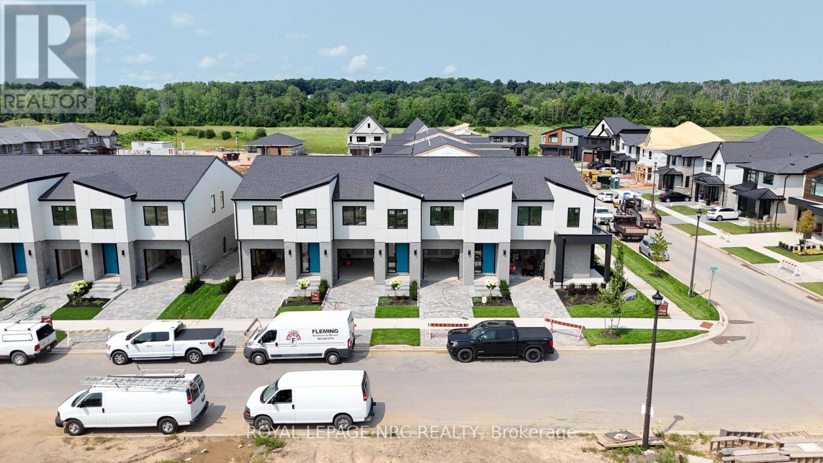 Pelham (fonthill), ON L0S1E6,2 ARSENAULT CRESCENT