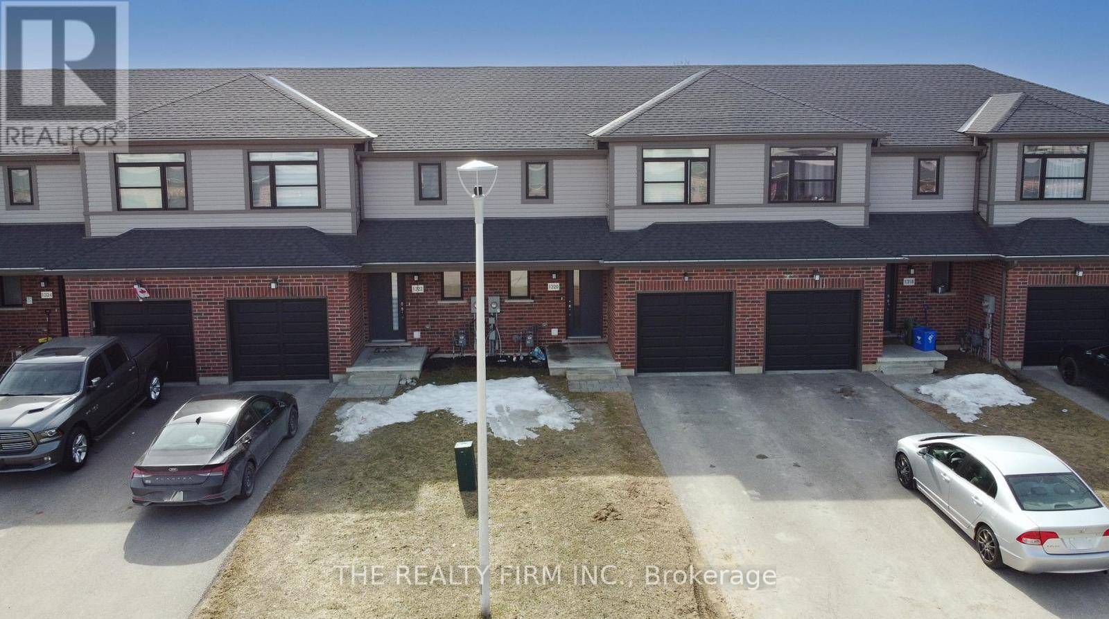London East (east D), ON N5V0B8,1320 MICHAEL CIRCLE