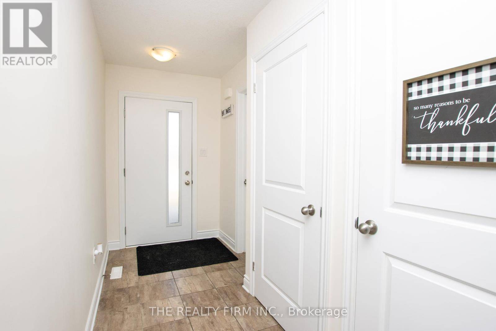 London East (east D), ON N5V0B8,1320 MICHAEL CIRCLE