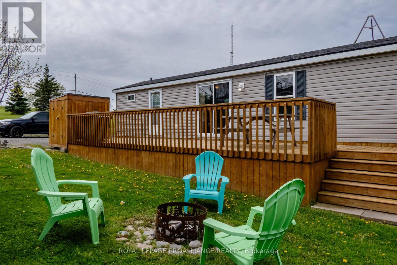 Prince Edward County (athol Ward), ON K0K1P0,486 CTY RD- 71 FOREST GROVE