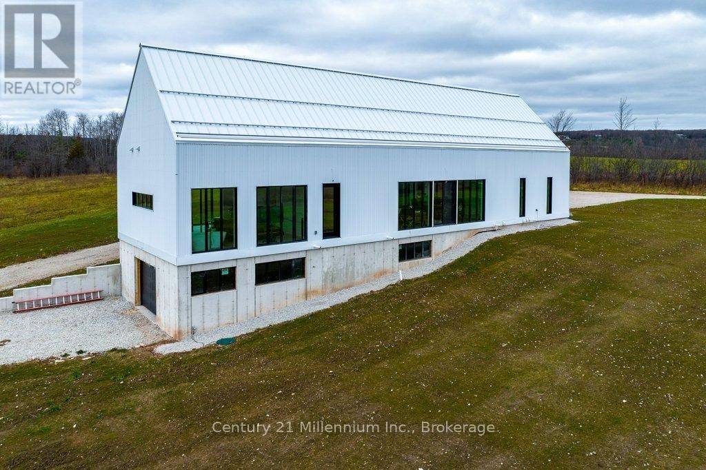 Meaford, ON N4L1W5,138406 GREY ROAD 112