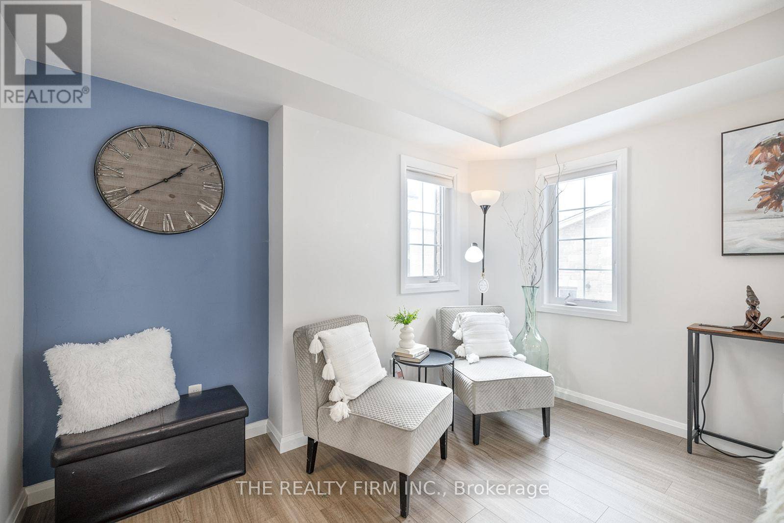 London, ON N6L0C7,3200 Singleton AVE #53