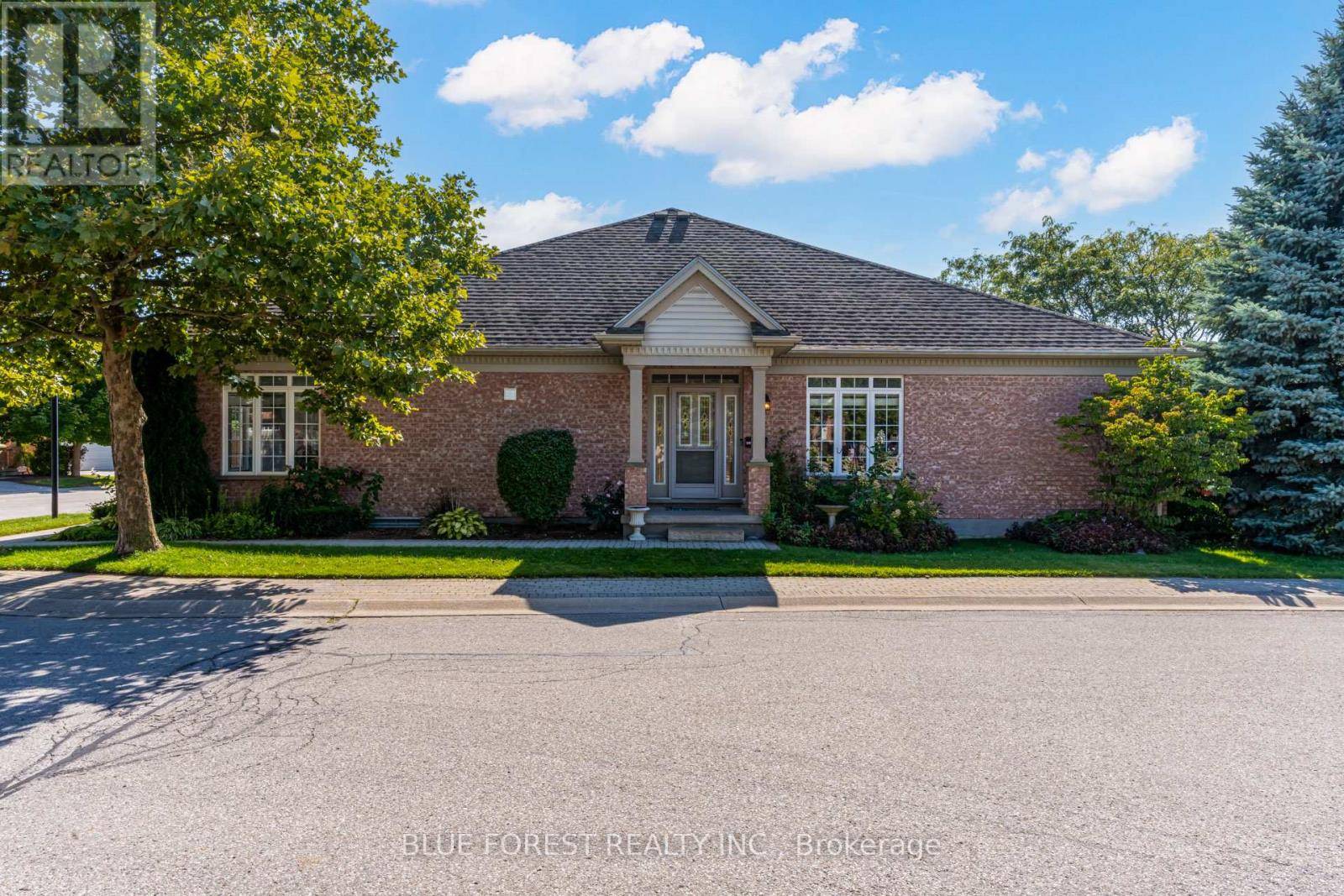 London South (south U), ON N6M1K9,2025 Meadowgate BLVD #145