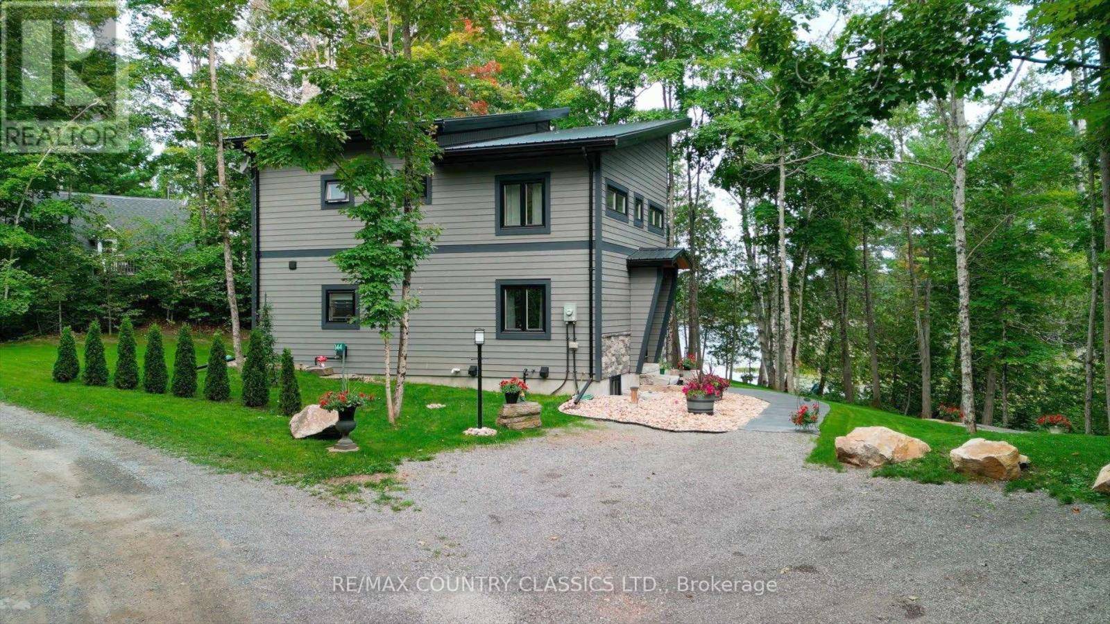 North Kawartha, ON K0L1A0,144 BLUE HERON LANE