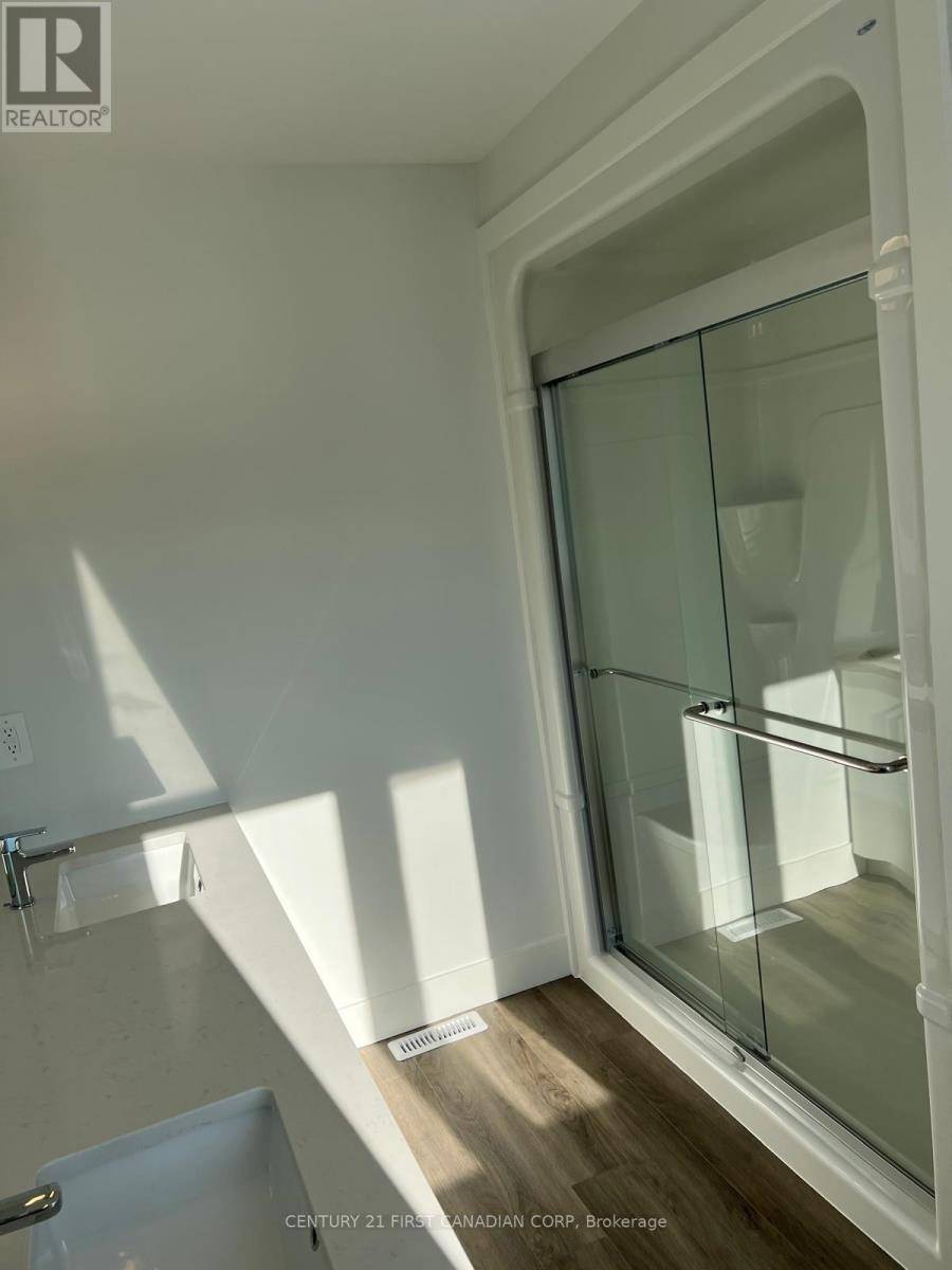 London South (south W), ON N6L0G8,3635 Southbridge AVE #13
