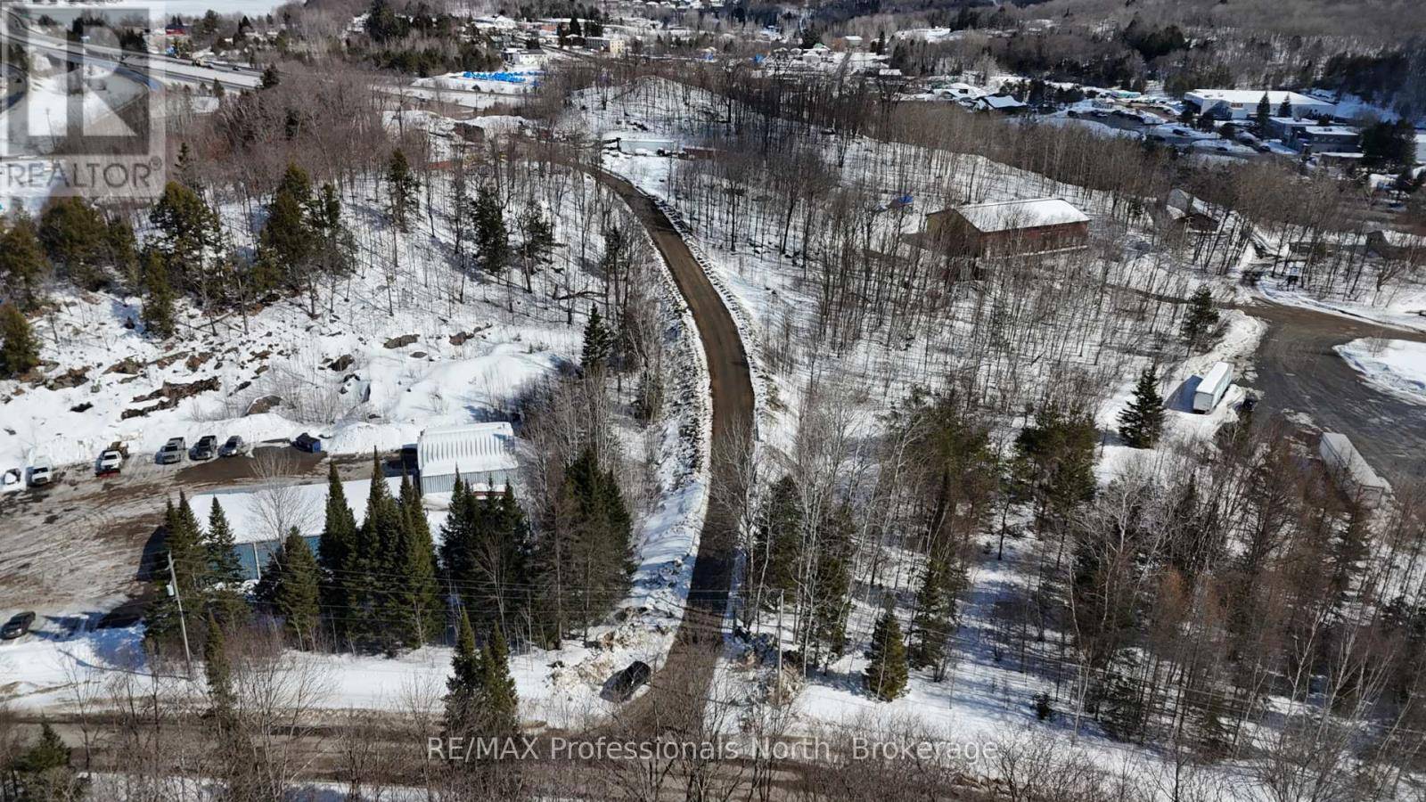 Huntsville (chaffey), ON P1H1Y4,38 BICKLEY COUNTRY DRIVE