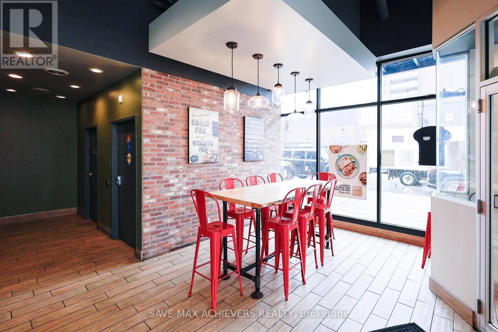 London East (east F), ON N6A3H3,750 RICHMOND STREET