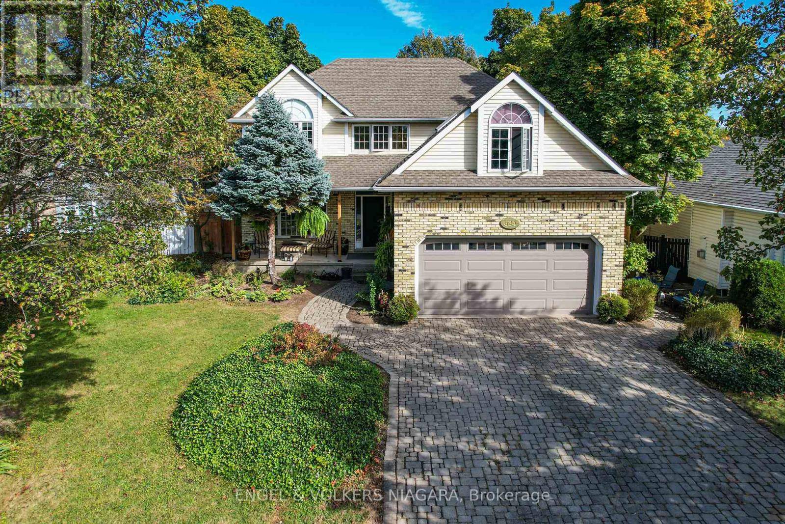 Niagara-on-the-lake (town), ON L0S1J0,624 SIMCOE STREET