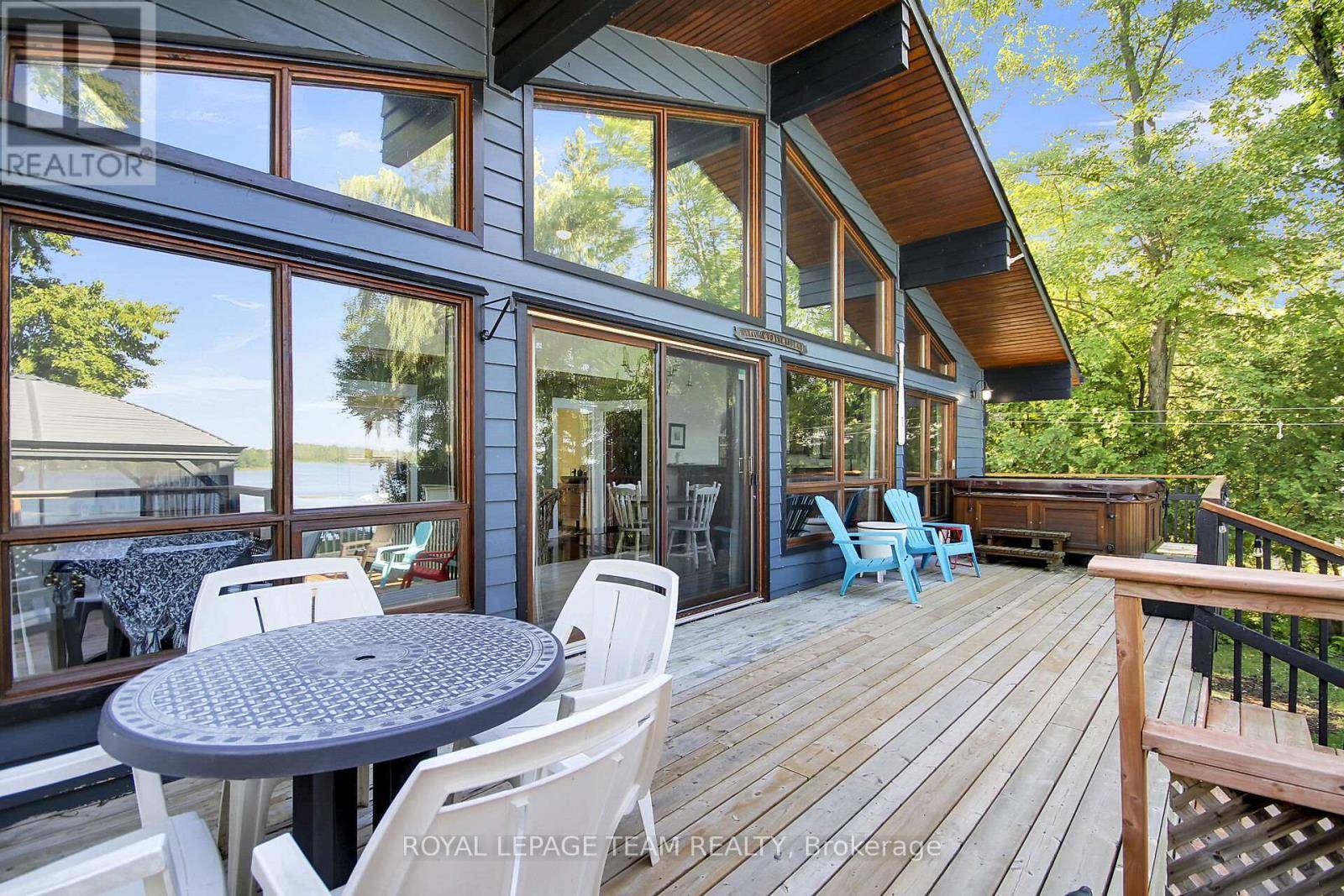 North Grenville, ON K0G1J0,1303 HILLY LANE S