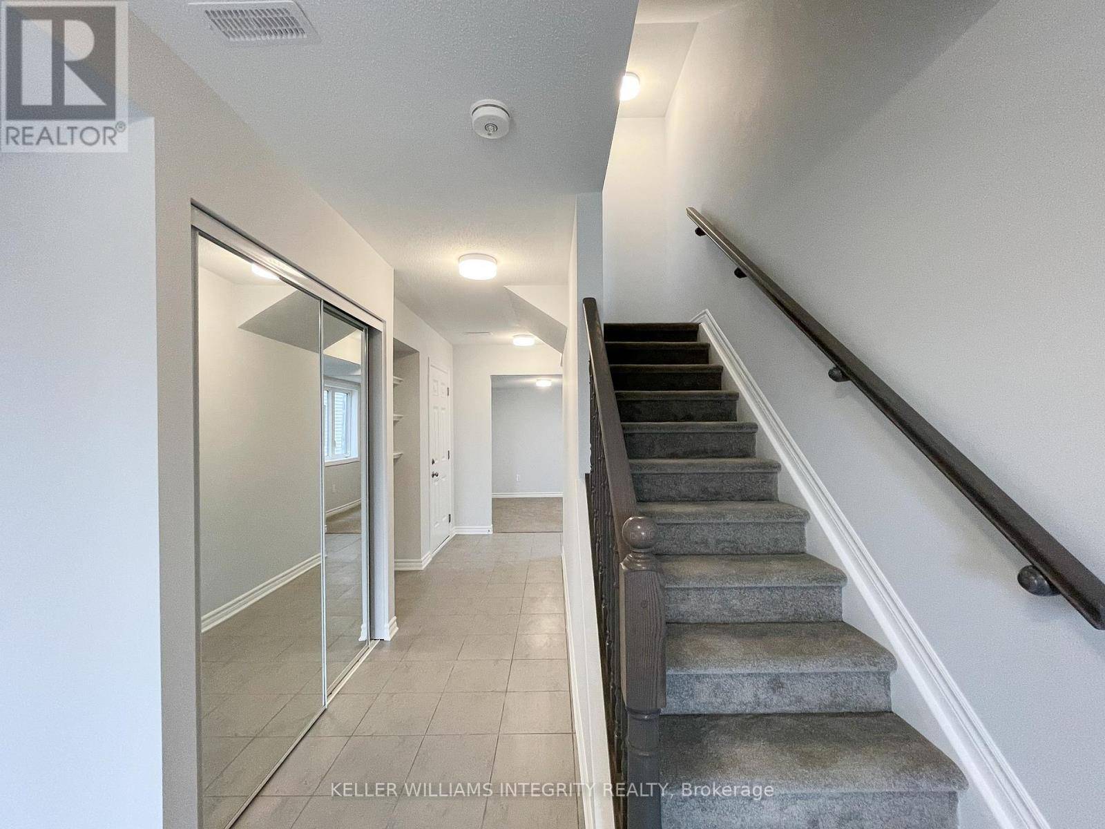 Ottawa, ON K2J7C8,610 DAMSON GARDENS GROVE