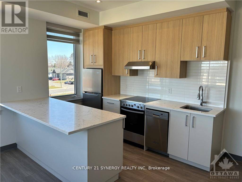 Casselman, ON K0A1M0,787 Principale ST #305