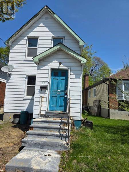Ottawa, ON K1Z5X2,529 KIRKWOOD AVENUE