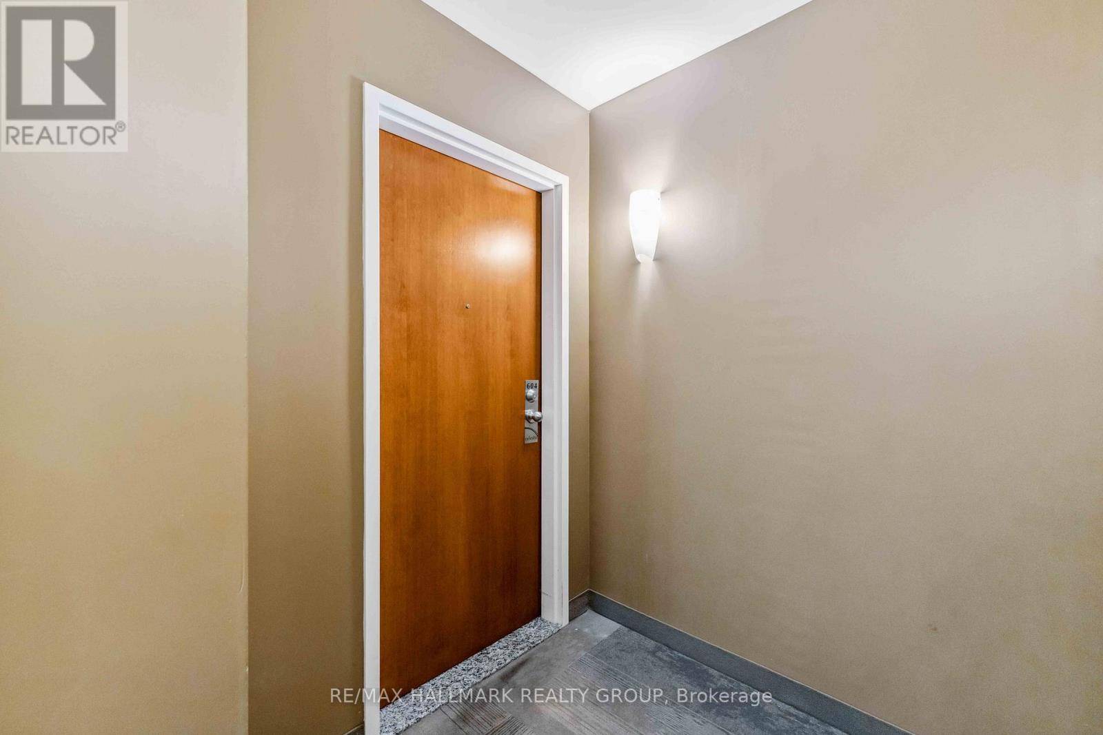 Ottawa, ON K1E0A3,310 Centrum BLVD #604