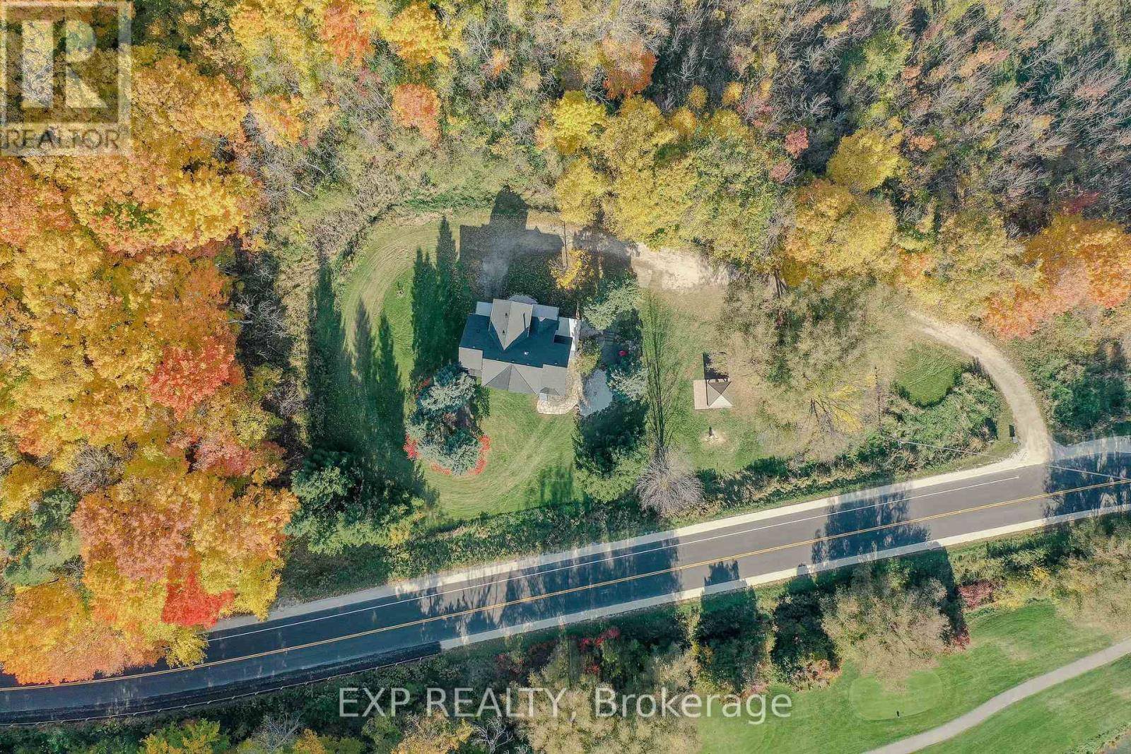 Blue Mountains, ON L9Y0K6,689667 MONTERRA ROAD