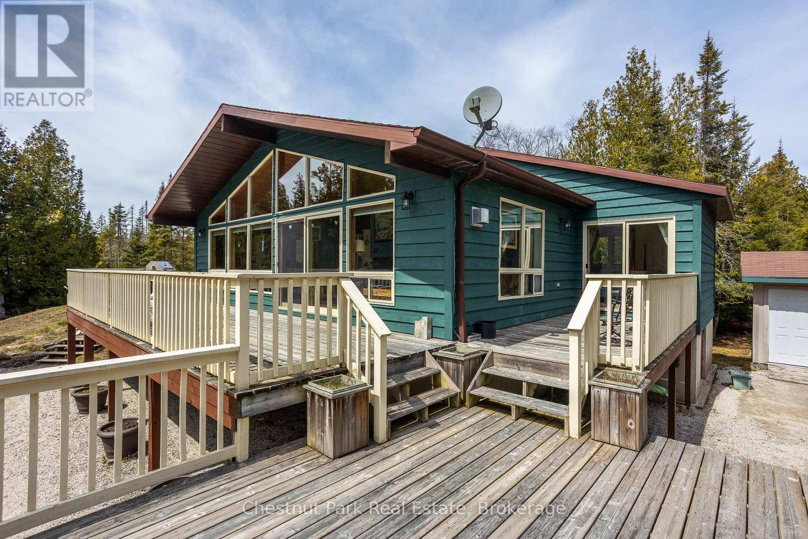Northern Bruce Peninsula, ON N0H2R0,39 HATT STREET