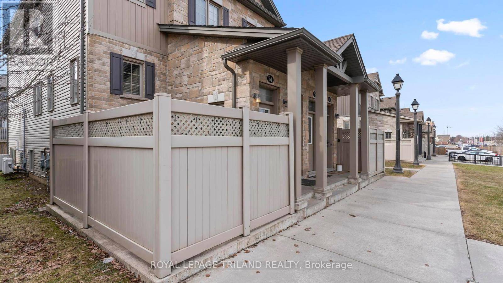 London South (south W), ON N6L0C7,3200 SINGLETON AVE #74