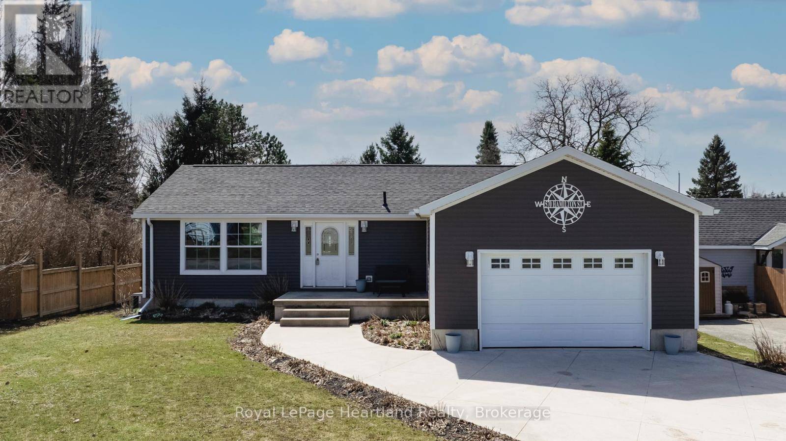 Huron-kinloss (lucknow), ON N0G2H0,570 HAMILTON STREET