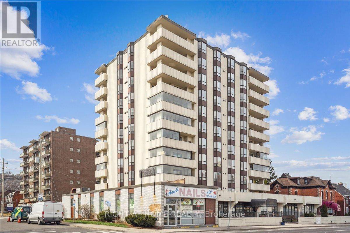 Hamilton (stinson), ON L8N1J9,432 Main ST East #604