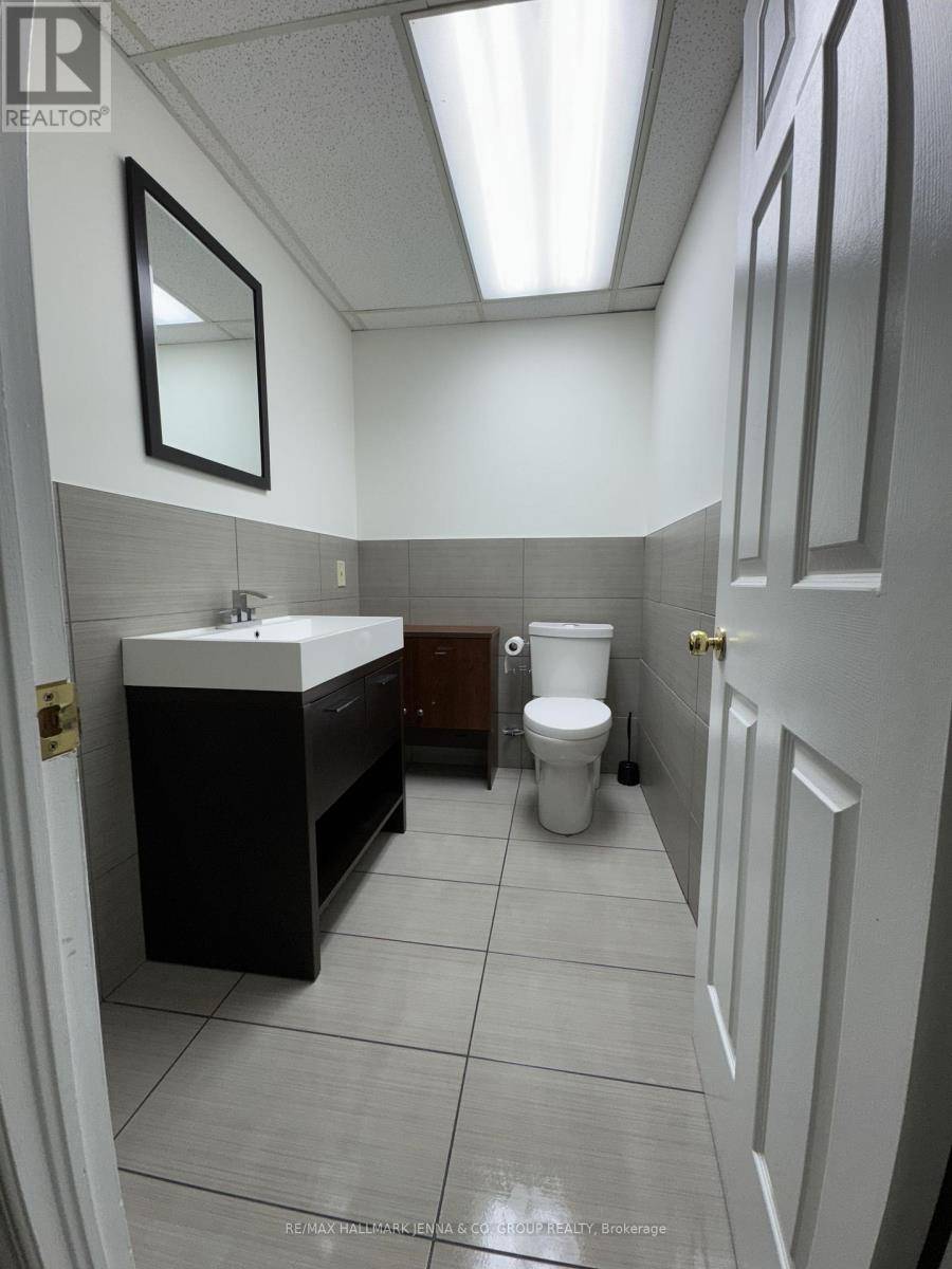 Ottawa, ON K1J9H9,1010 Polytek ST #14