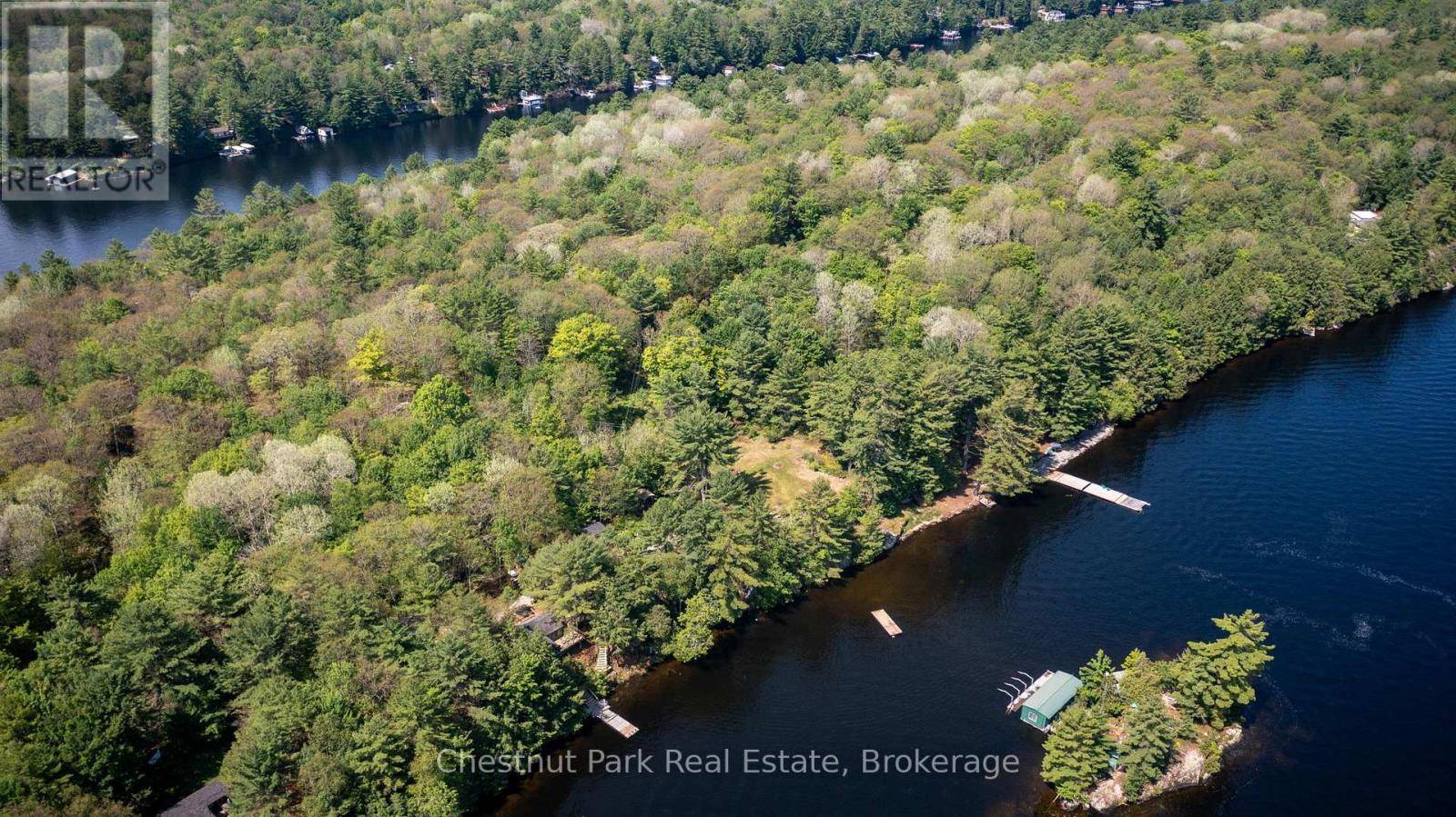 Gravenhurst (muskoka (s)), ON P1P1R2,29 ISLAND 26LM