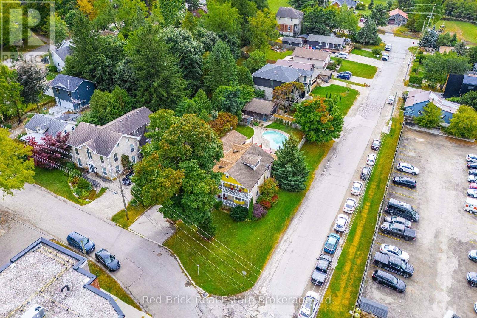 Centre Wellington (elora/salem), ON N0B1S0,53 VICTORIA STREET