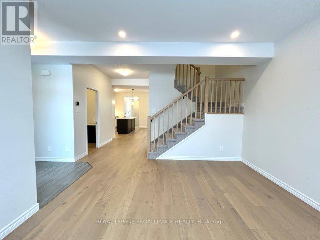 Belleville (thurlow Ward), ON K8N0S6,22 RIVERSTONE WAY