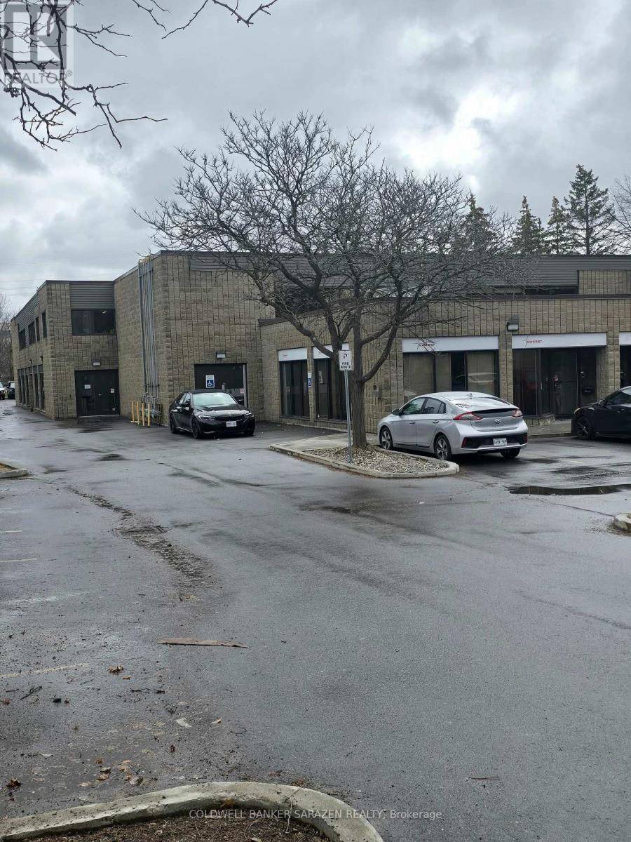 Ottawa, ON K2M2A8,155 Terence  Matthews CRES #1,8