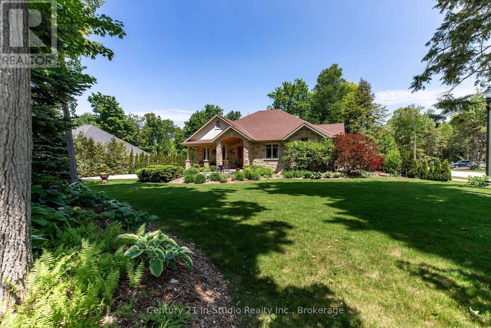 Saugeen Shores, ON N0H2C6,27 CARTER DRIVE