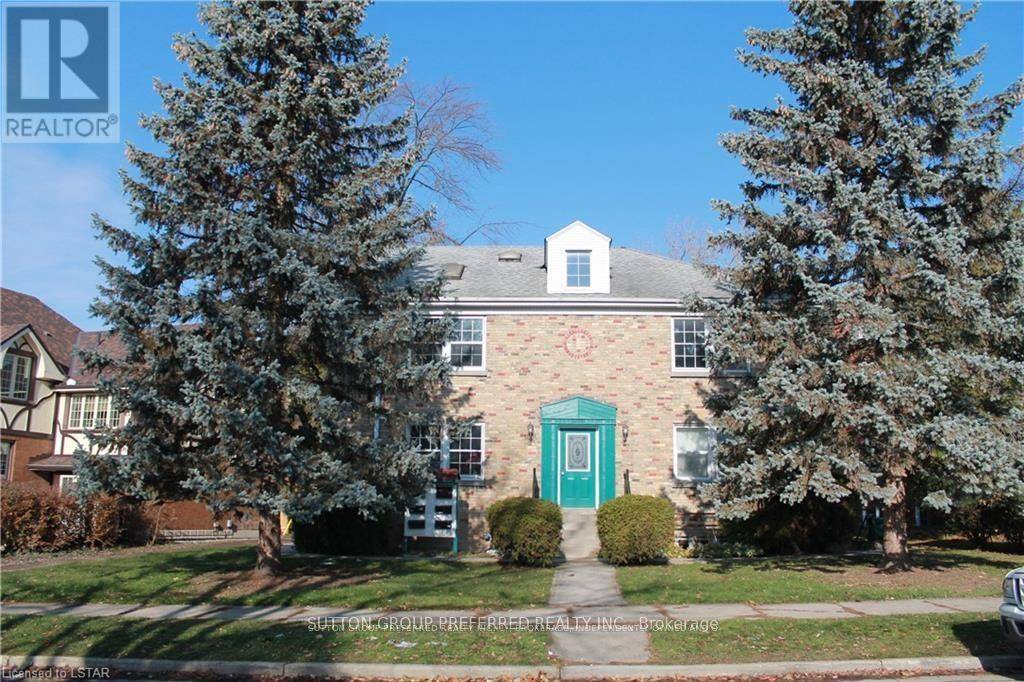 London, ON N6C1V9,137 WINDSOR CRESCENT