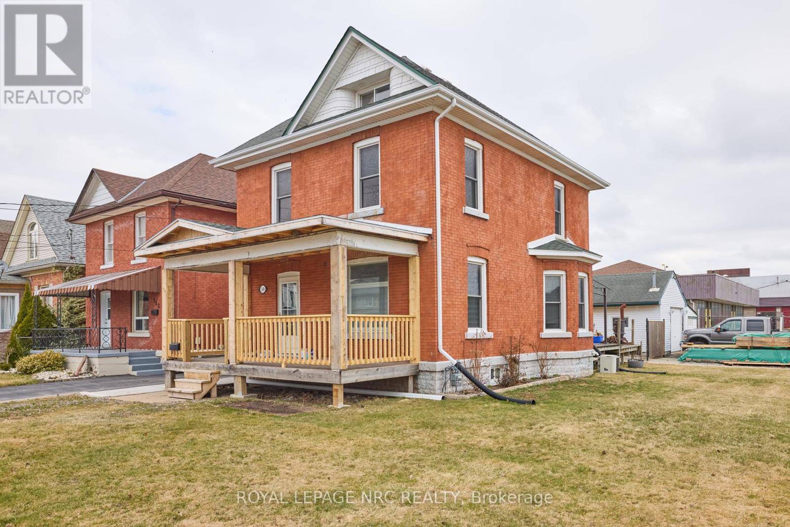 Welland (welland Downtown), ON L3B2S8,160 BURGAR STREET