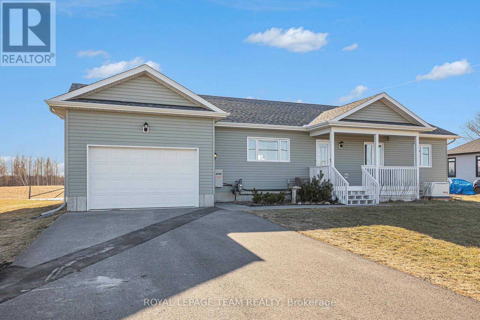 Ottawa, ON K0A1T0,2833 DUNROBIN ROAD