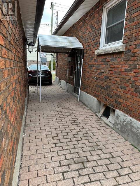 Thorold (thorold Downtown), ON L2V3K3,19 CLEVELAND STREET