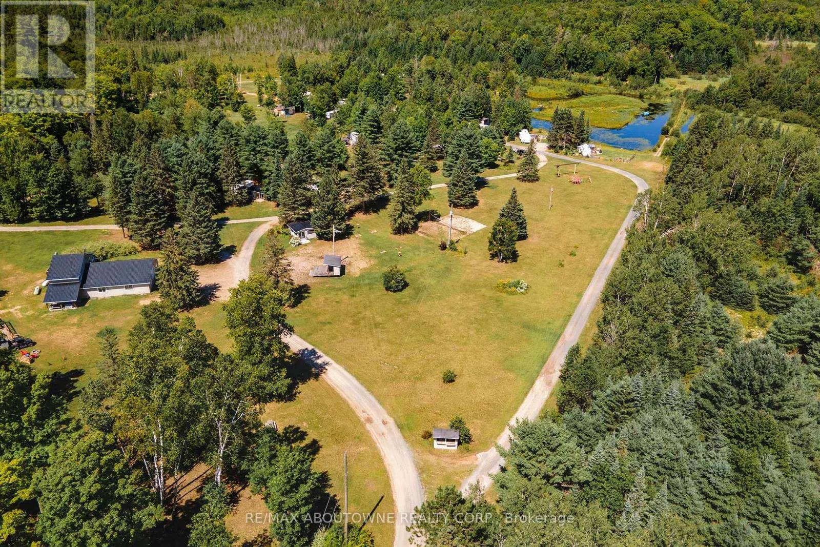 Addington Highlands, ON K0H1L0,5617 WESLEMKOON LAKE ROAD